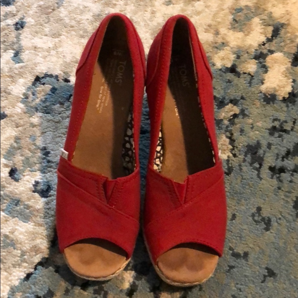 Red Toms canvas wedges